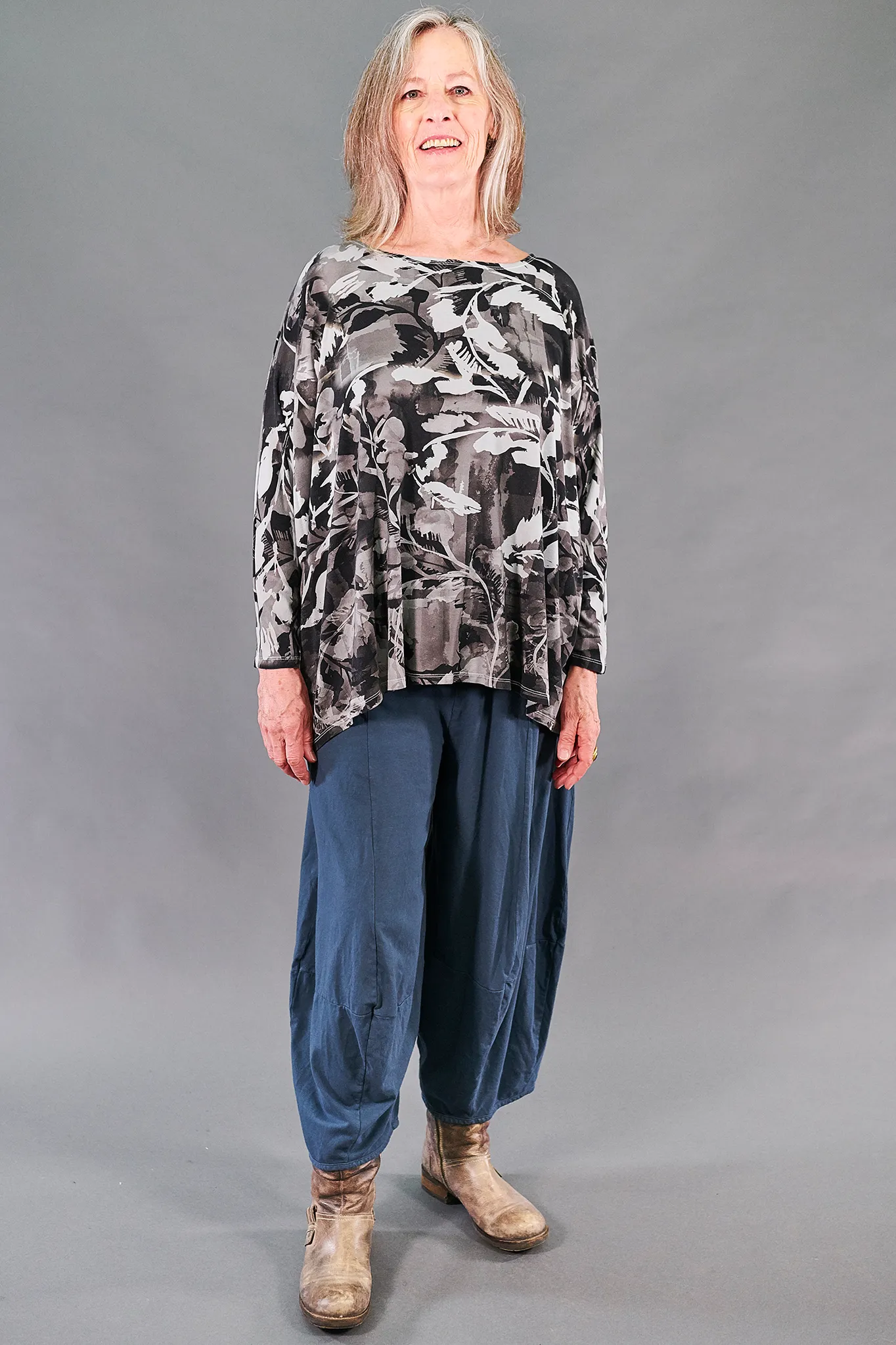 2218 Mariposa Square Top-Mica-U
