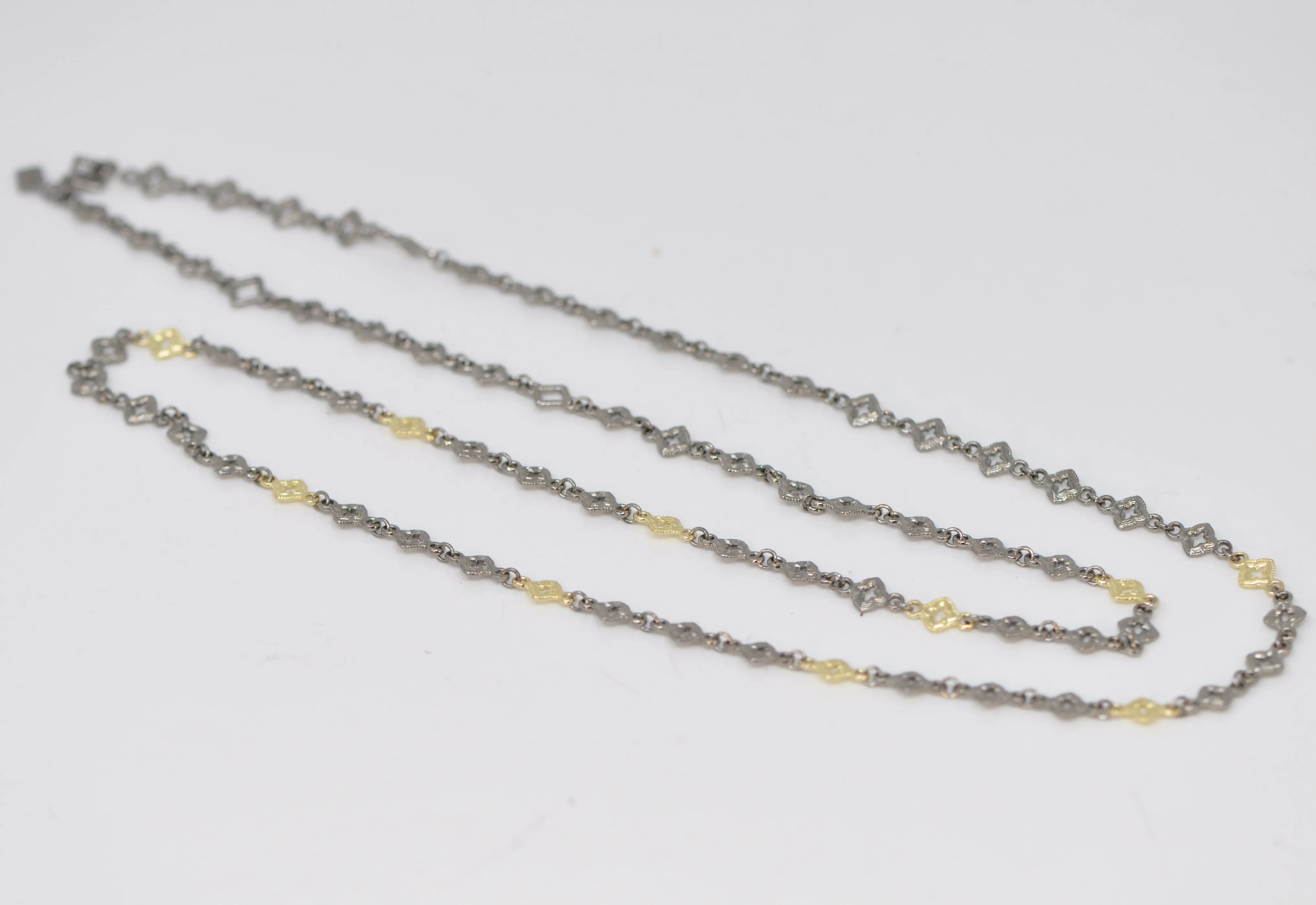34" ALTERNATING SCROLL LINK NECKLACE