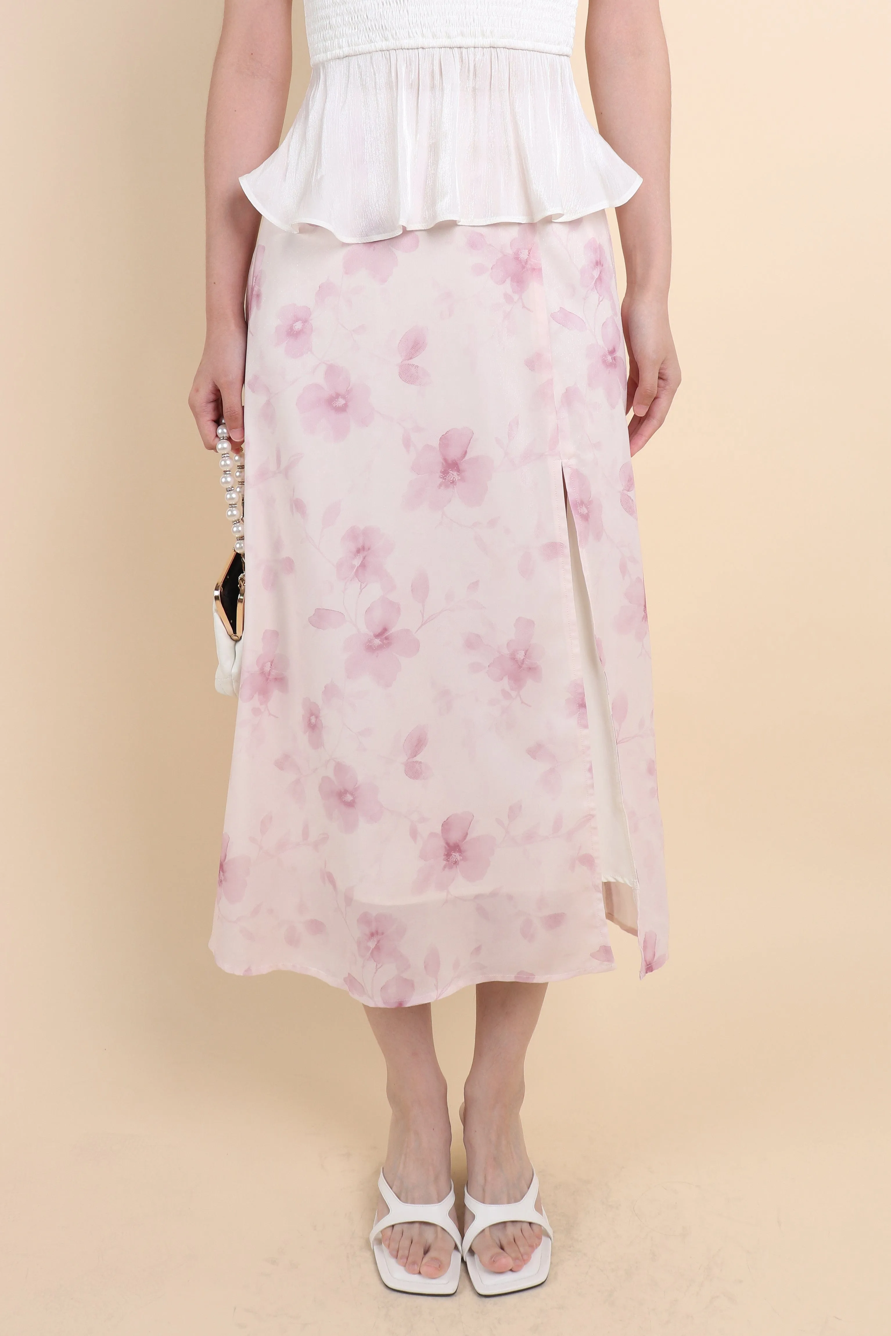 AMERY FLORAL MAXI SKIRT IN PINK