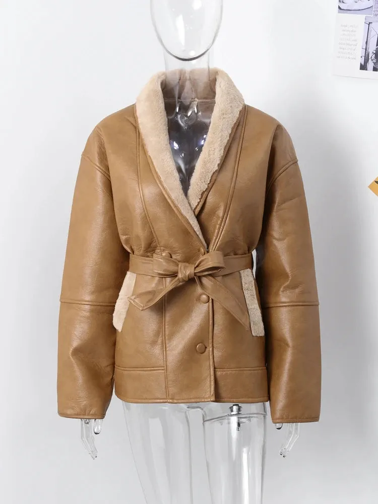 Audrey - Loose-Fitted Jacket