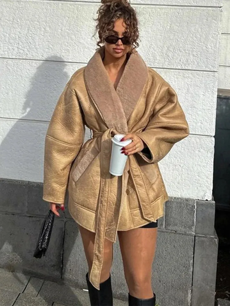 Audrey - Loose-Fitted Jacket