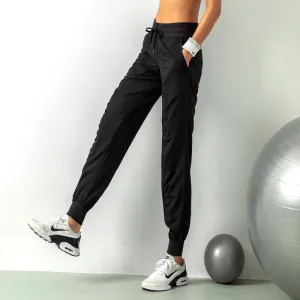 Bertilda - Comfortable ankle pants for women