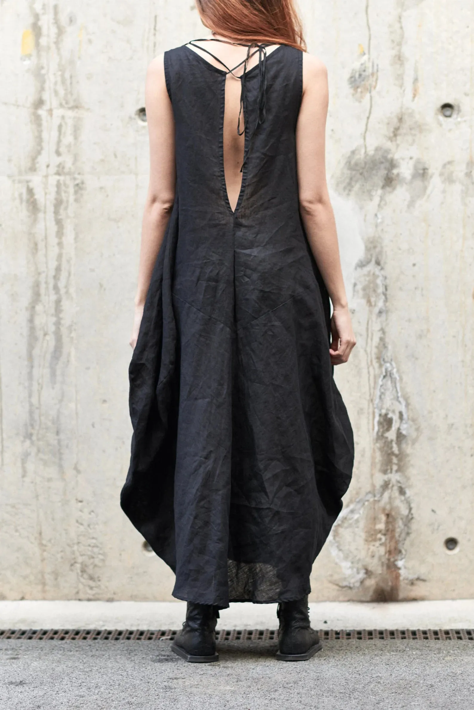 BLACK OVERSIZED LINEN DRESS