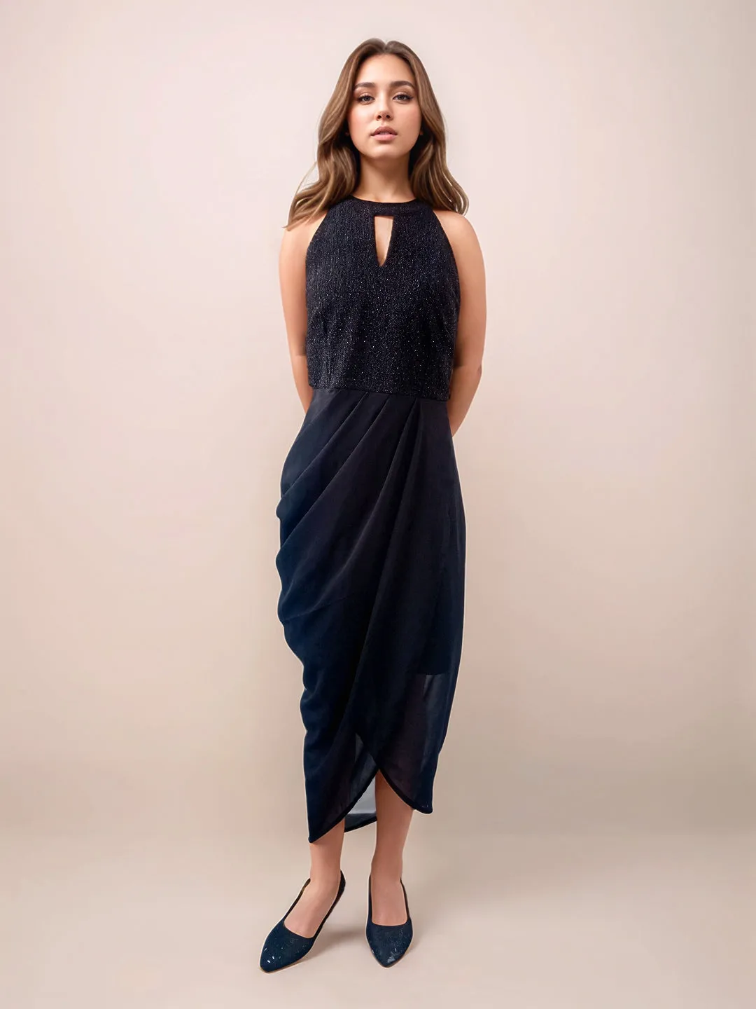 Black Solid Slim Fit Midi Dress