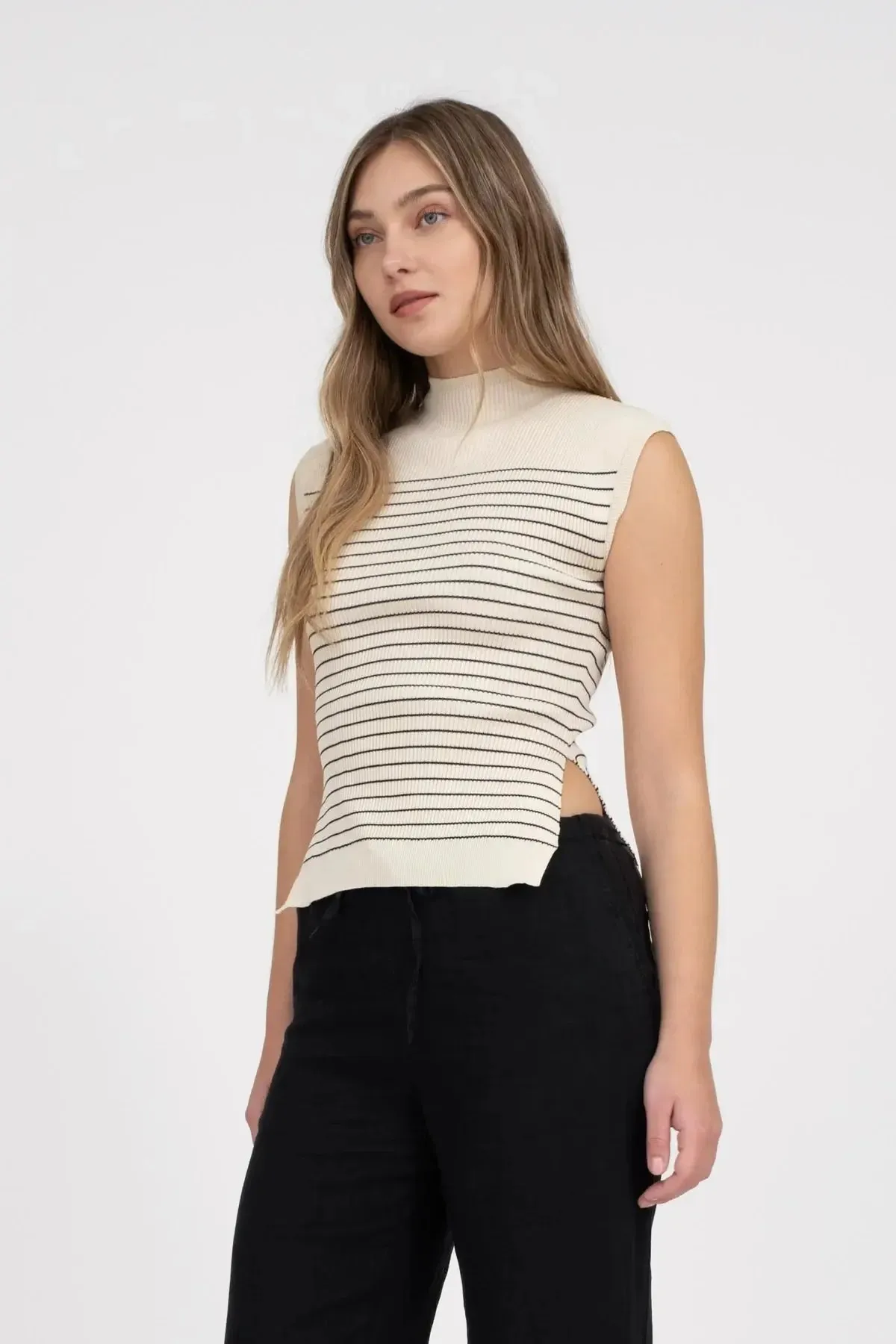 Blu Pepper Tiffani Mocneck Tank – Sleek Stripes & Sophisticated Comfort