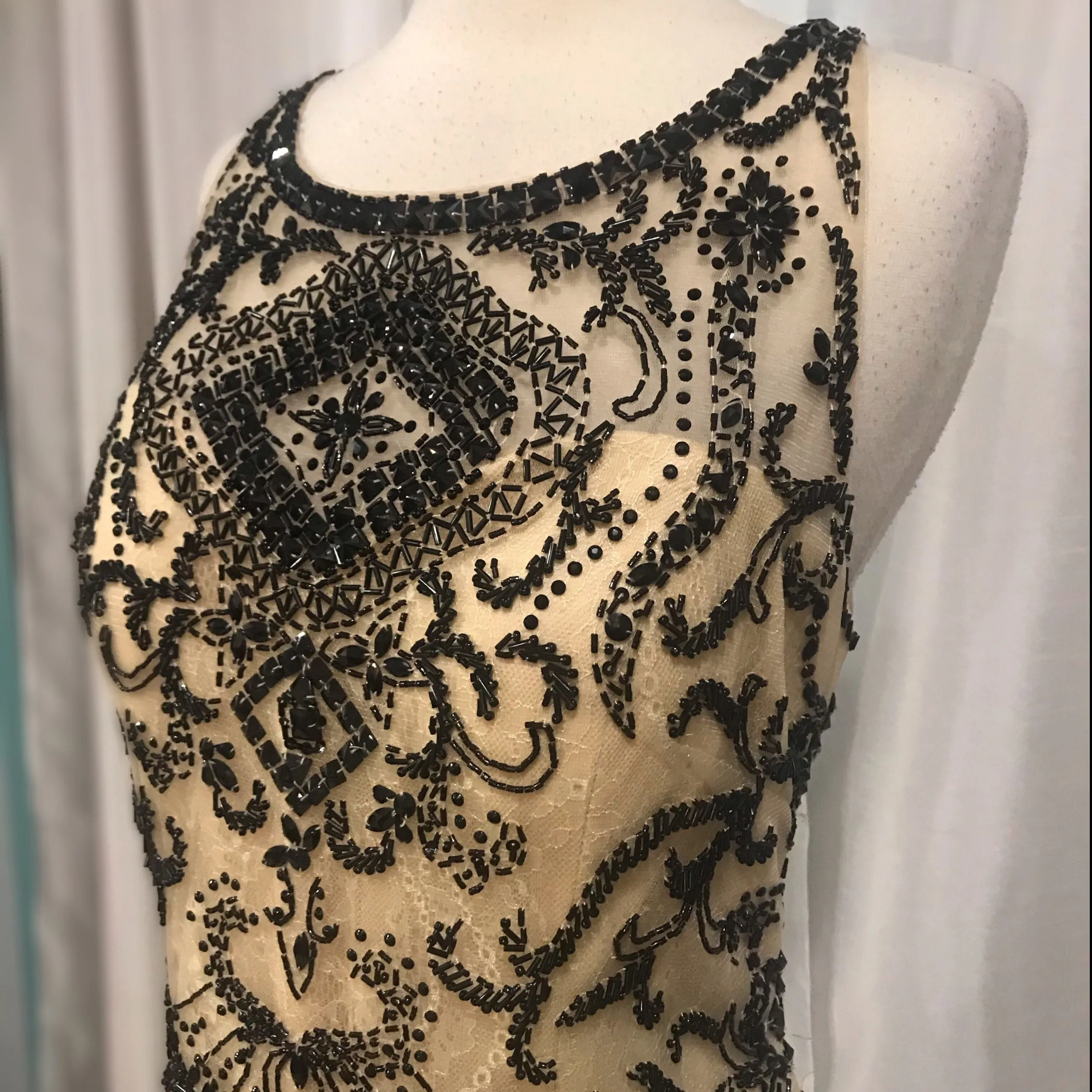 BOUTIQUE Long Cream Mermaid Gown Size 6