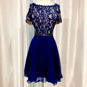BOUTIQUE Short Navy & Nude Gown Size 16