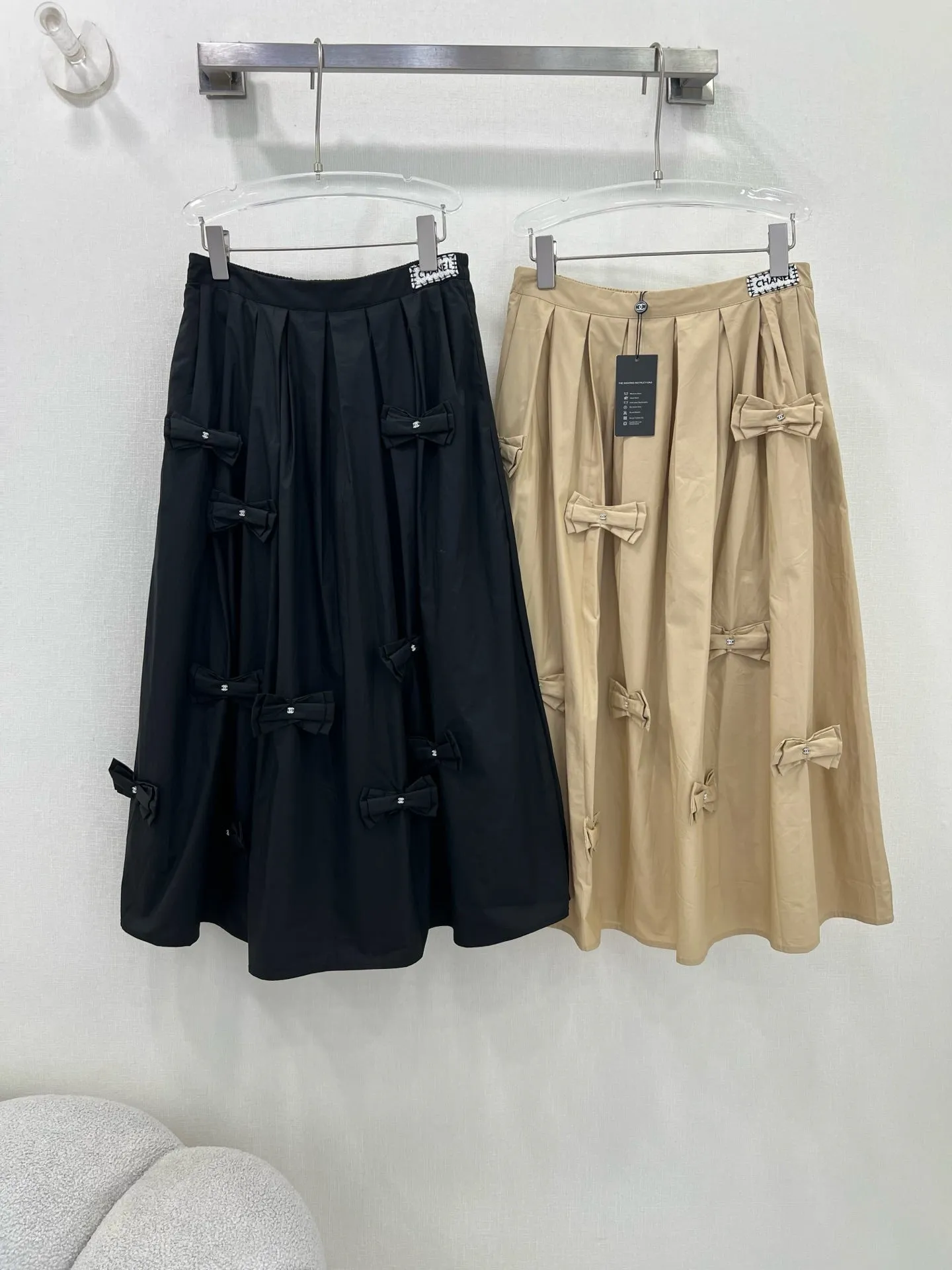 CH 25 new pleated skirt