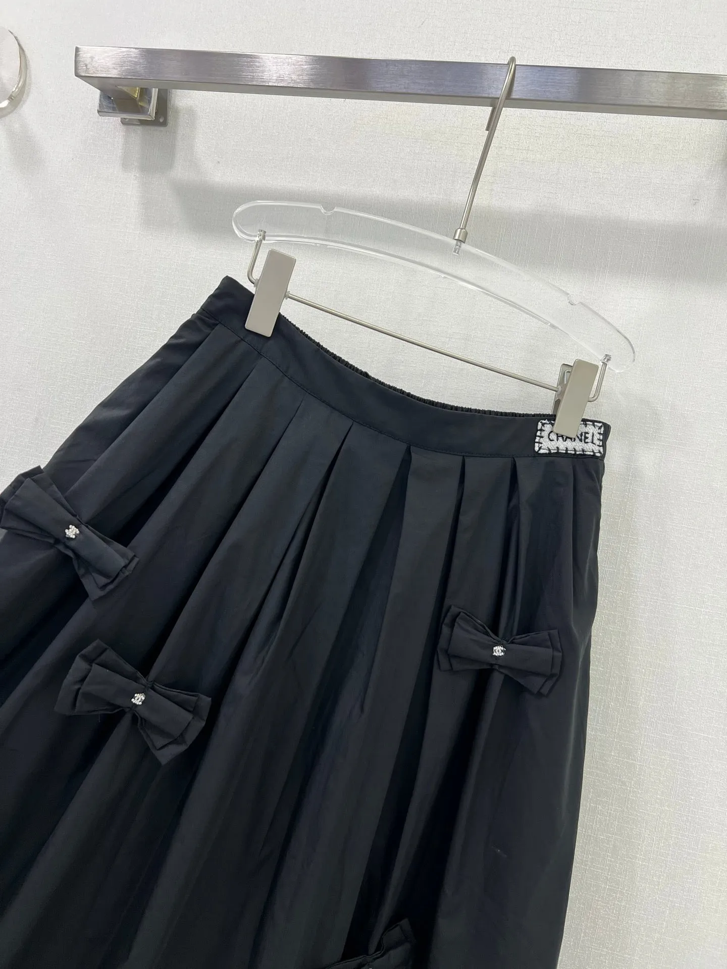 CH 25 new pleated skirt