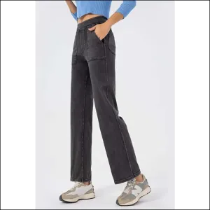 Chic Pocketed Long Jeans: where Comfort Meets Curvaceous Chaos! 👖💥