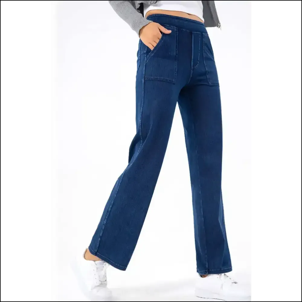 Chic Pocketed Long Jeans: where Comfort Meets Curvaceous Chaos! 👖💥
