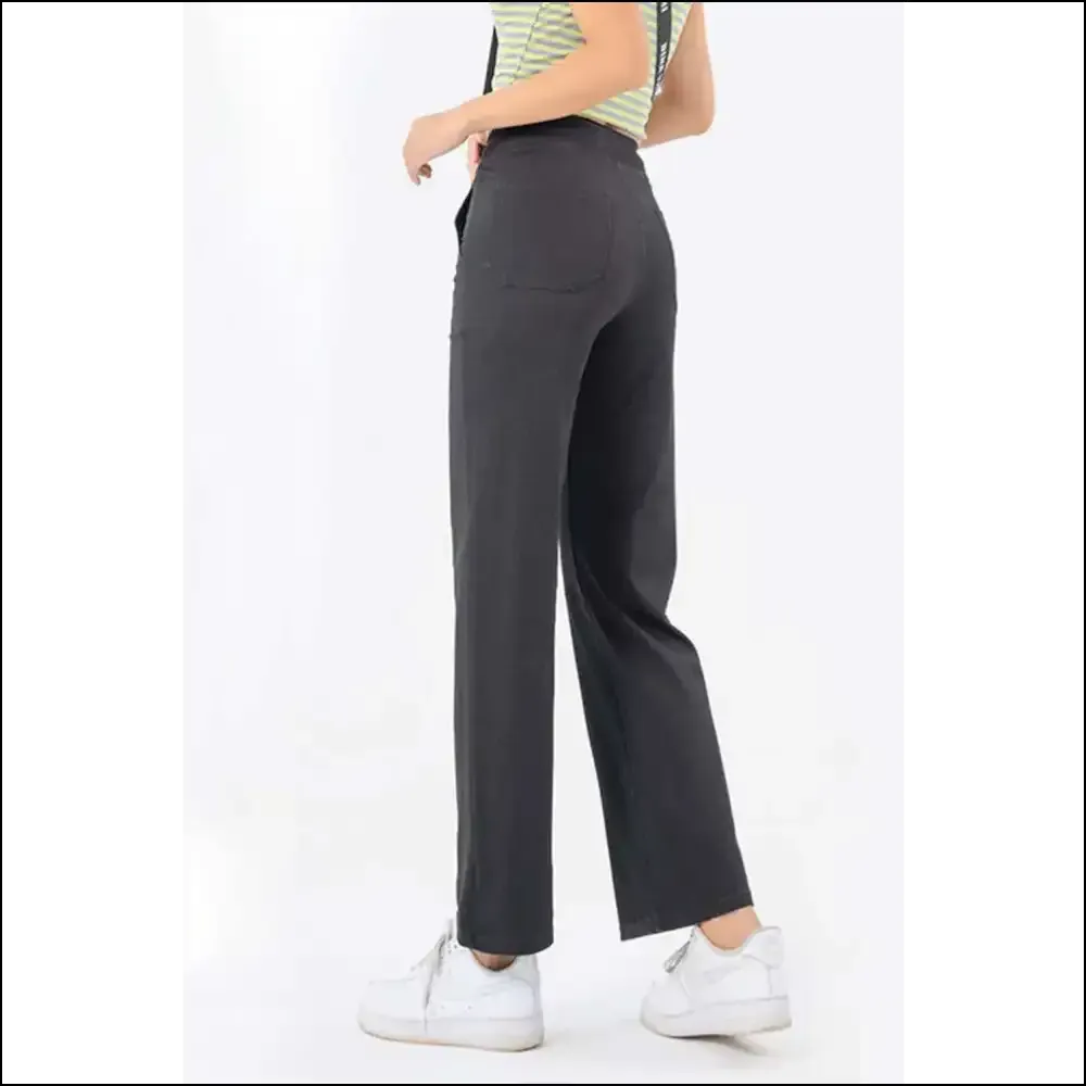 Chic Pocketed Long Jeans: where Comfort Meets Curvaceous Chaos! 👖💥