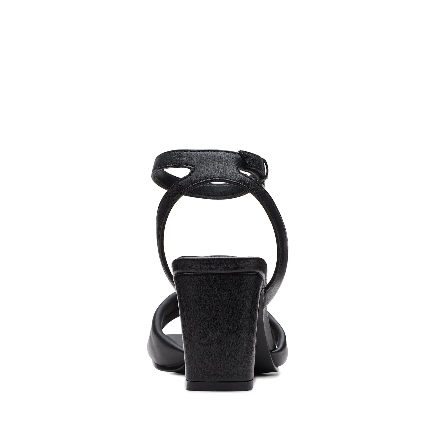 Clarks Seren65 Strap Sandals (Standard Fit)