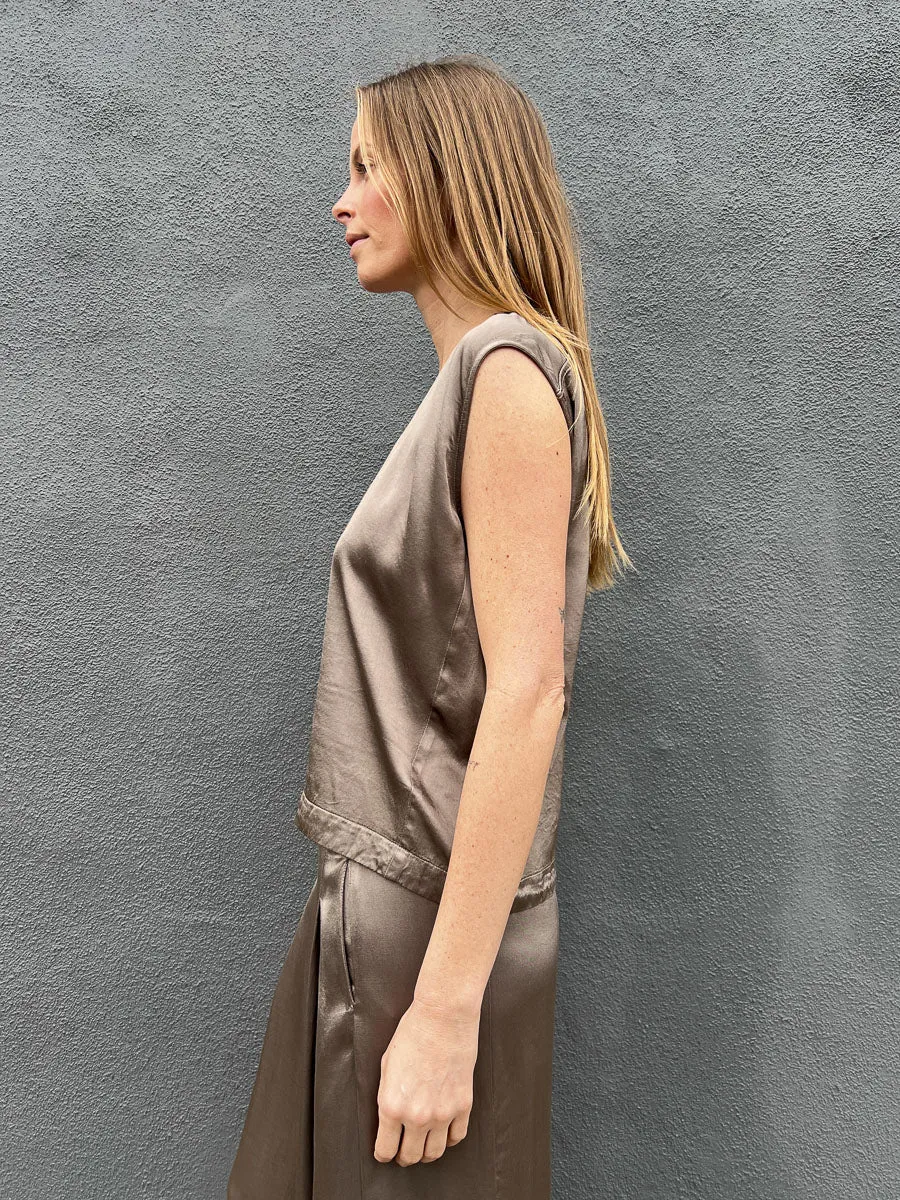 Delphine Cocoon Top in Vintage Satin - Anthracite