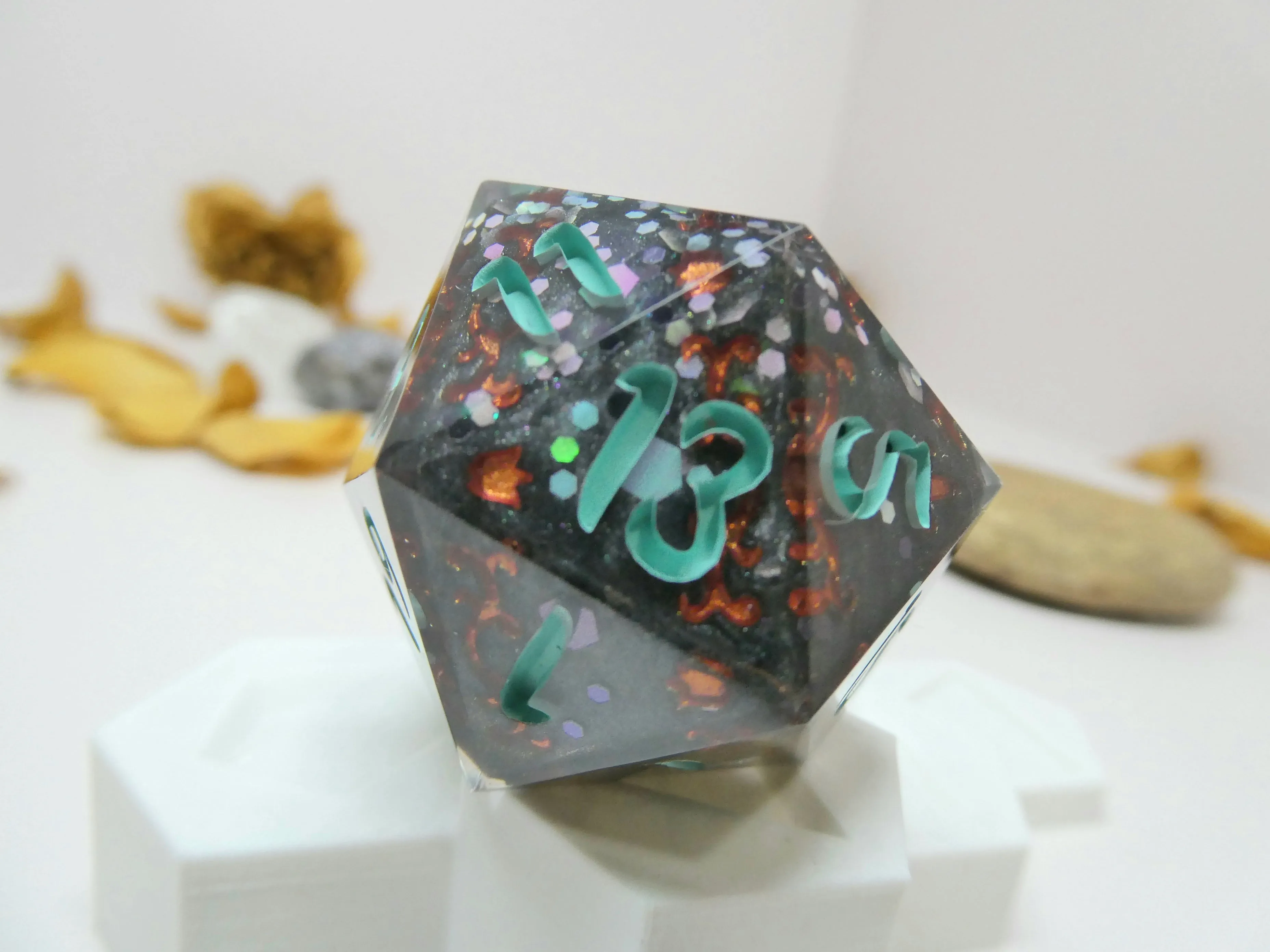Derelict Mines Intricate Oversized d20