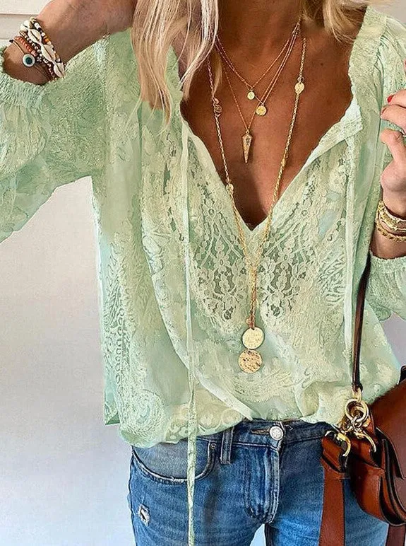Elegant Summer Lace Pullover – Casual & Chic