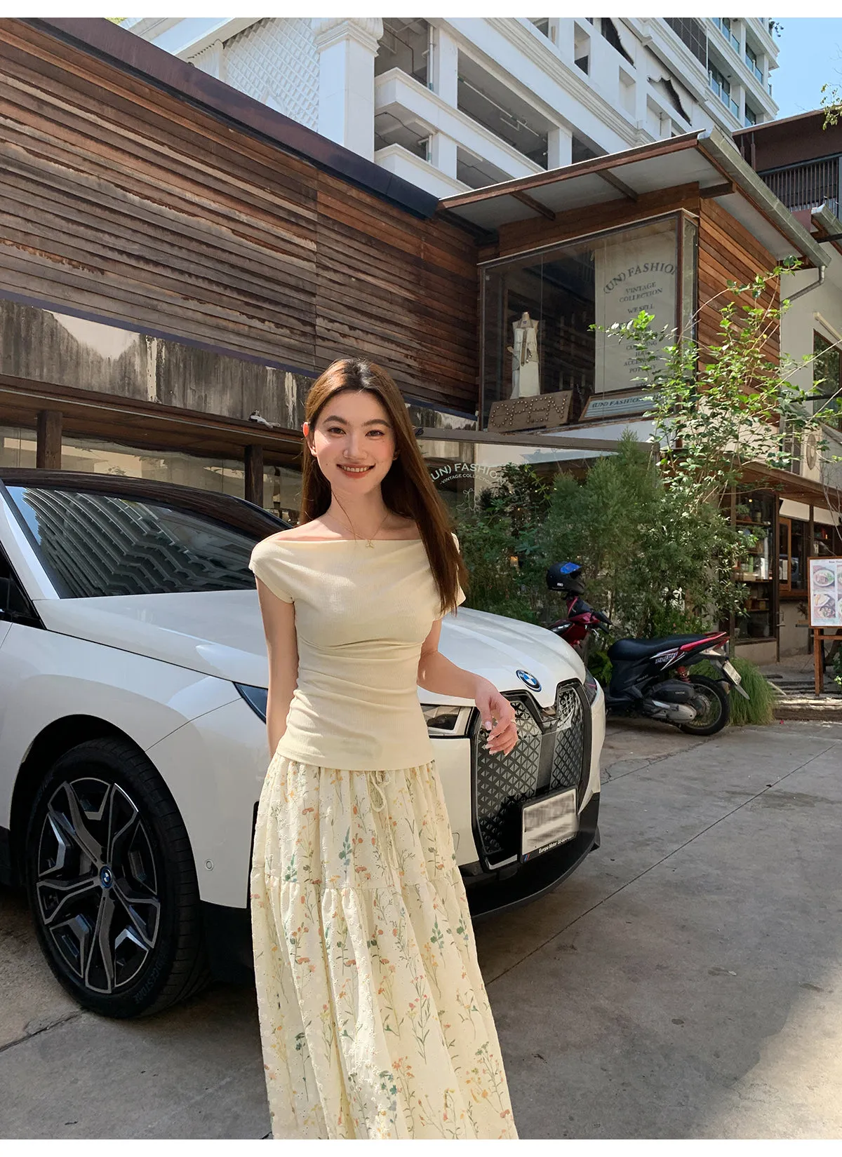 Embroidered A-line skirt