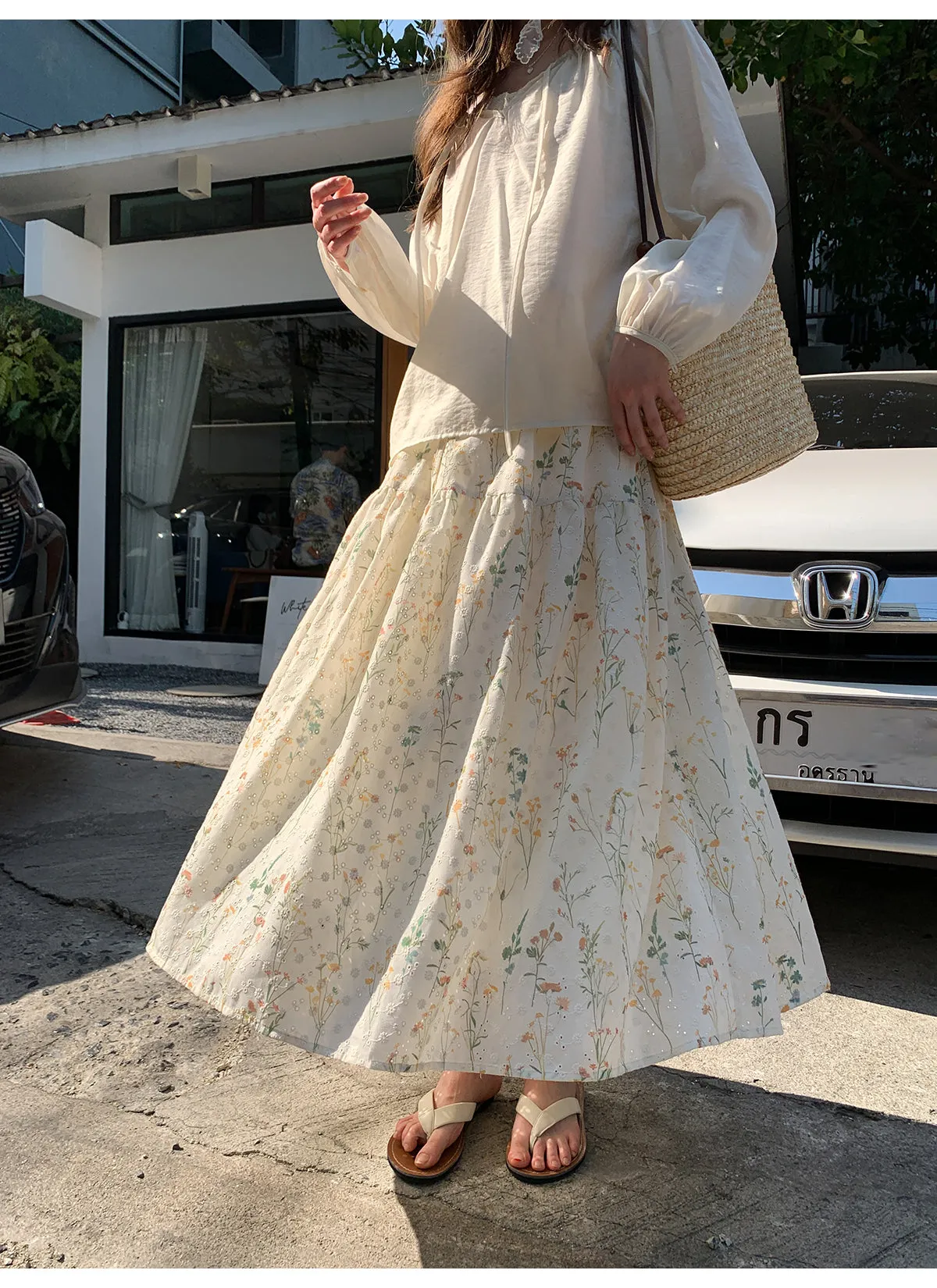 Embroidered A-line skirt