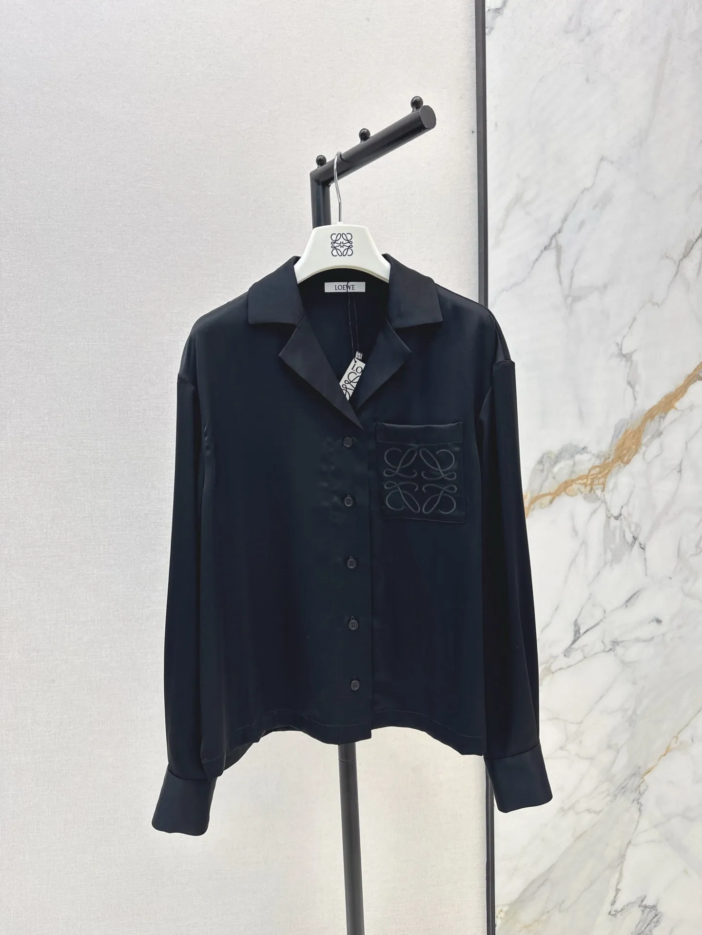 Embroidered pocket acetate shirt