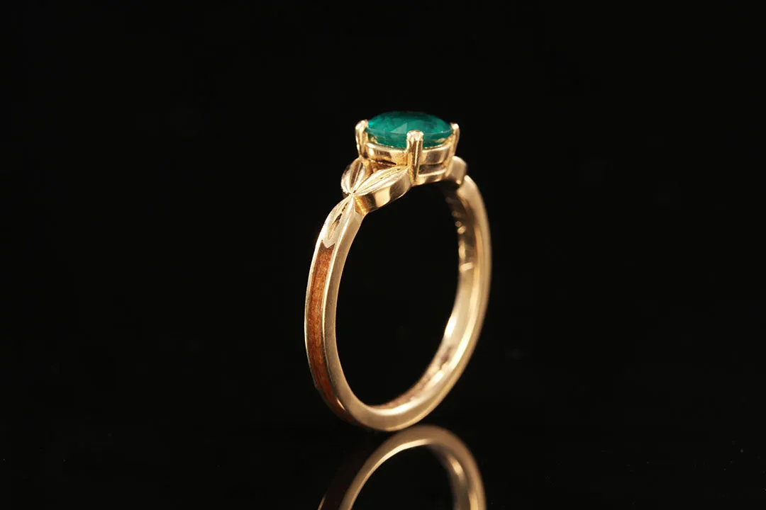 EMERALD STONE 14K YELLOW GOLD WOOD AND LEAF RING