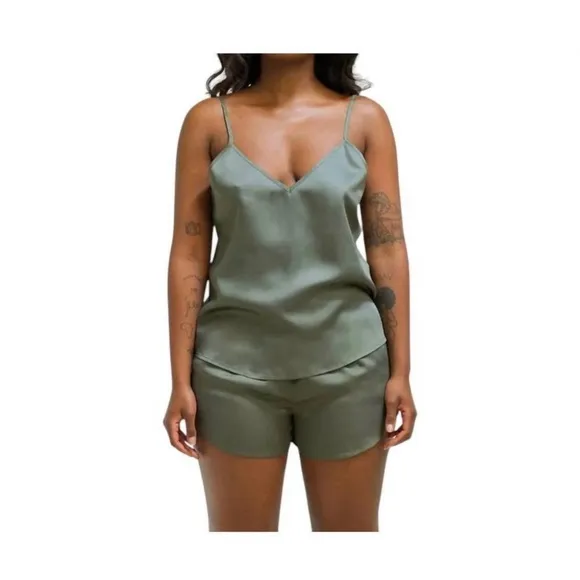 ETTITUDE sateen camisole in moss sz S