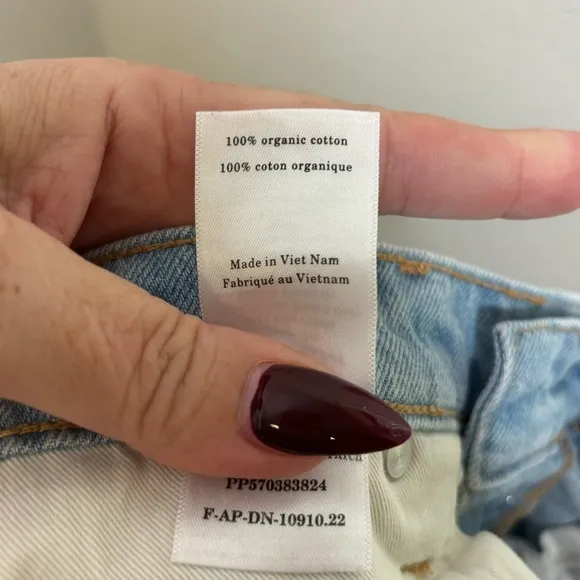 Everlane The ’90s Cheeky® Mended Jean