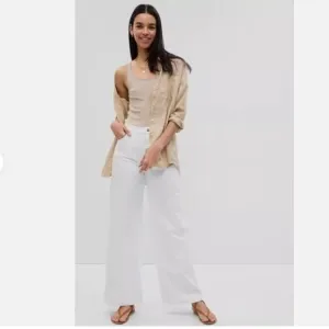 GAP 90's High Rise STRIDE Ankle BOHO Wide Leg White Jeans Size 16 - MSRP $80