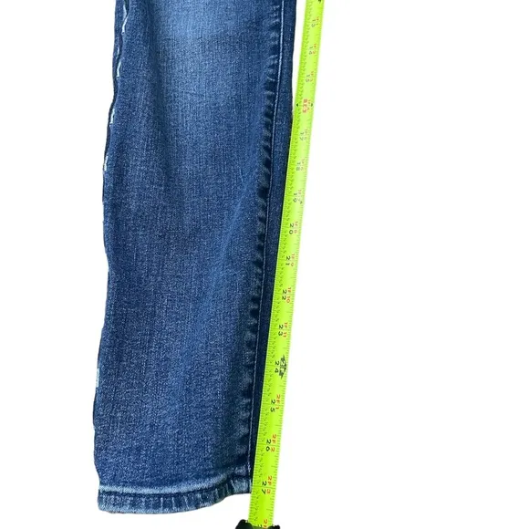 Gap Dark Wash True Skinny Jeans with Tribal Side Detailed (size 30)
