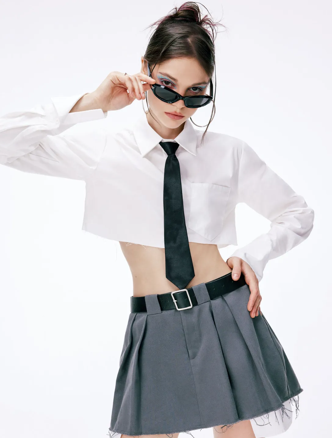 Gray Paint Pleated Mini Skirt With Belt