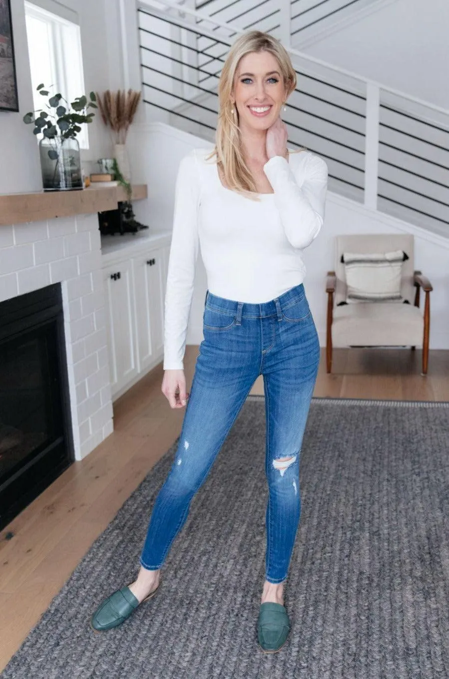 Hazel Blues® | Get Together Mid-Rise Skinny Jegging
