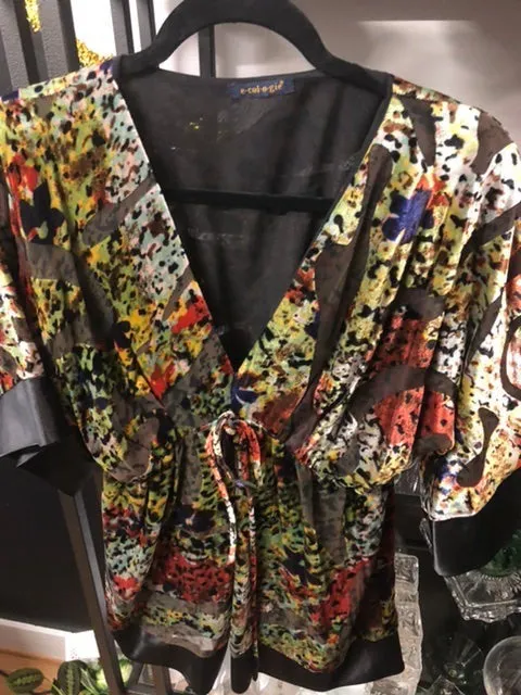 HIPPIE TOP, size M   #497