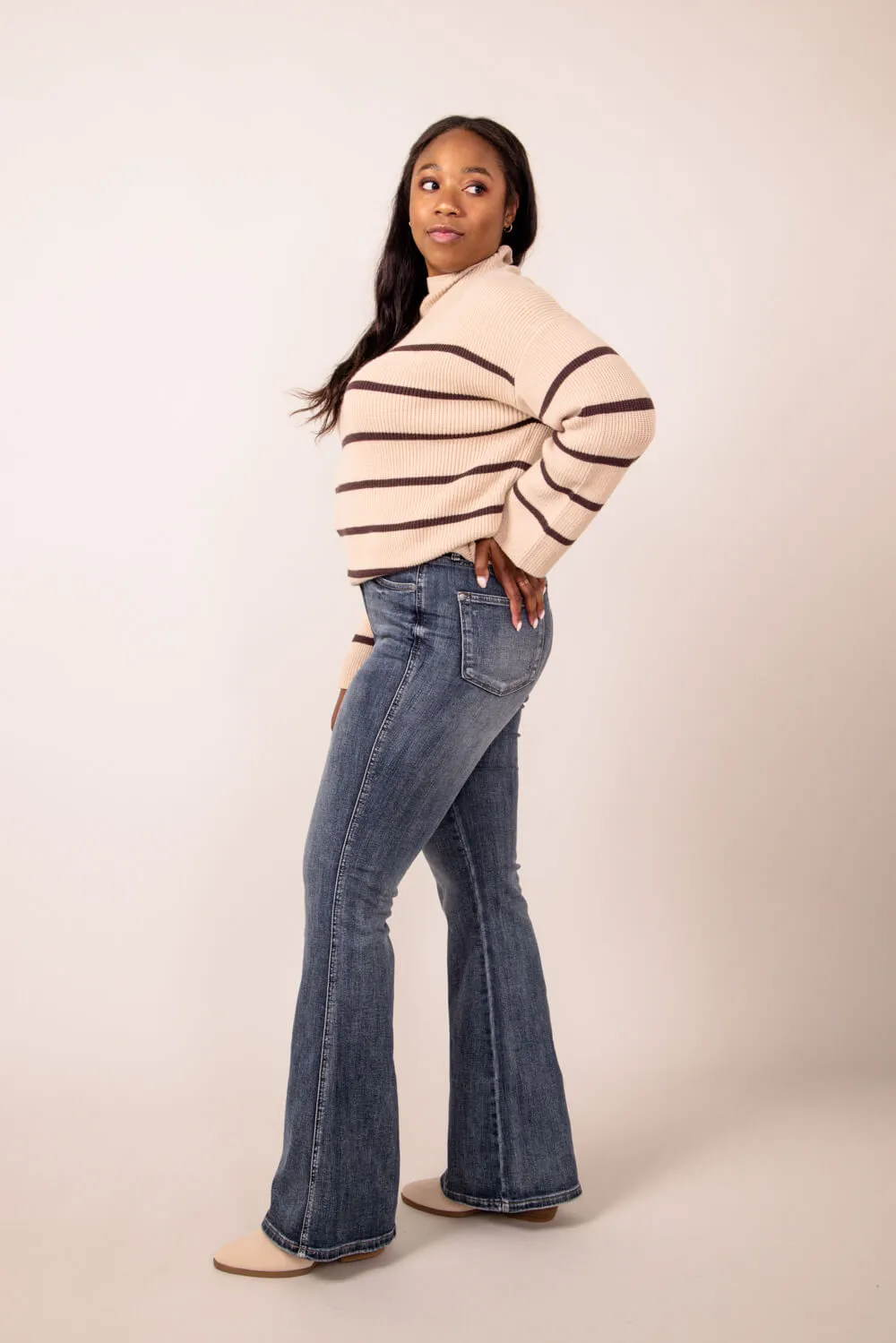 Judy Blue High Rise Contrast Flare Jeans for Women | 88855-REG