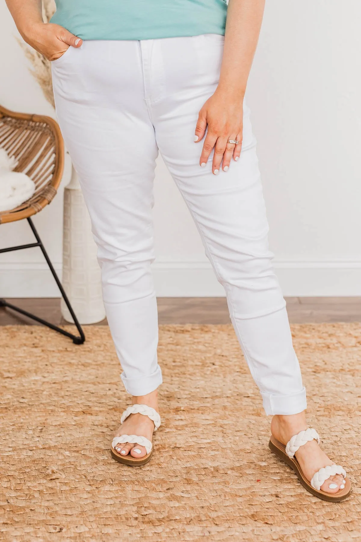 KanCan High-Rise Super Skinny Jeans- Blanca Wash