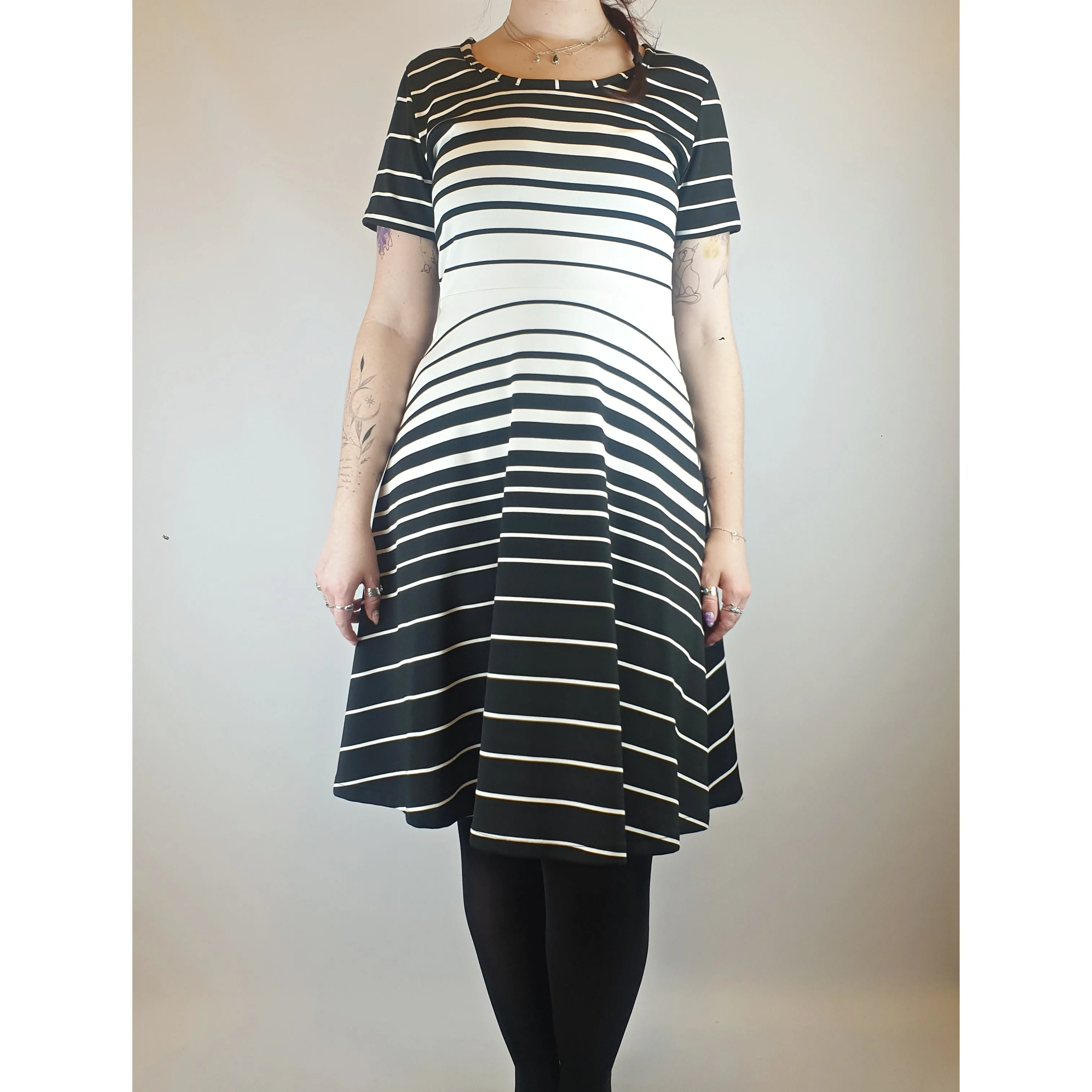 Kylie Jane black and white striped dress with unique pattern size M (best fits size 12)