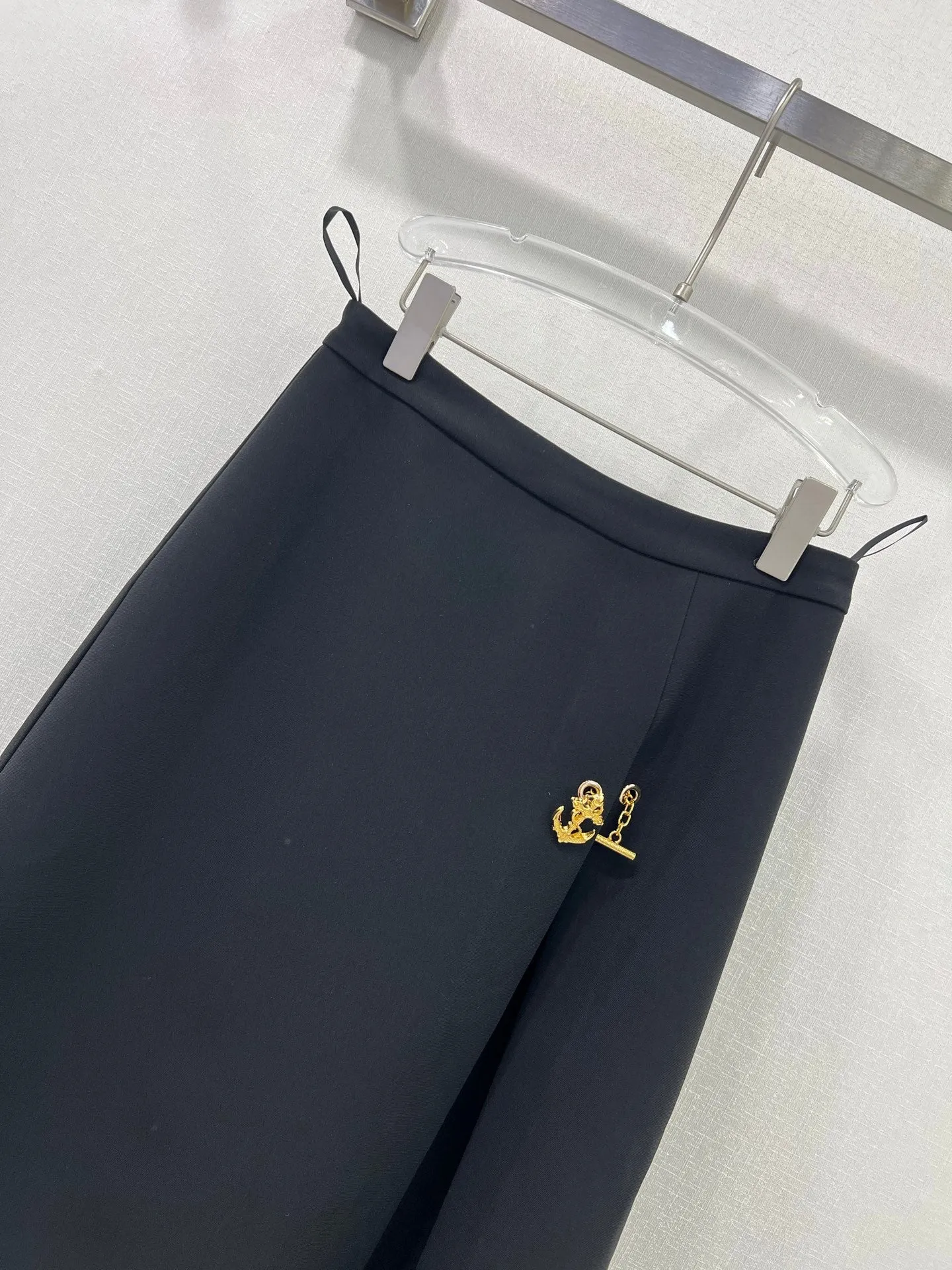 L  25 new skirt