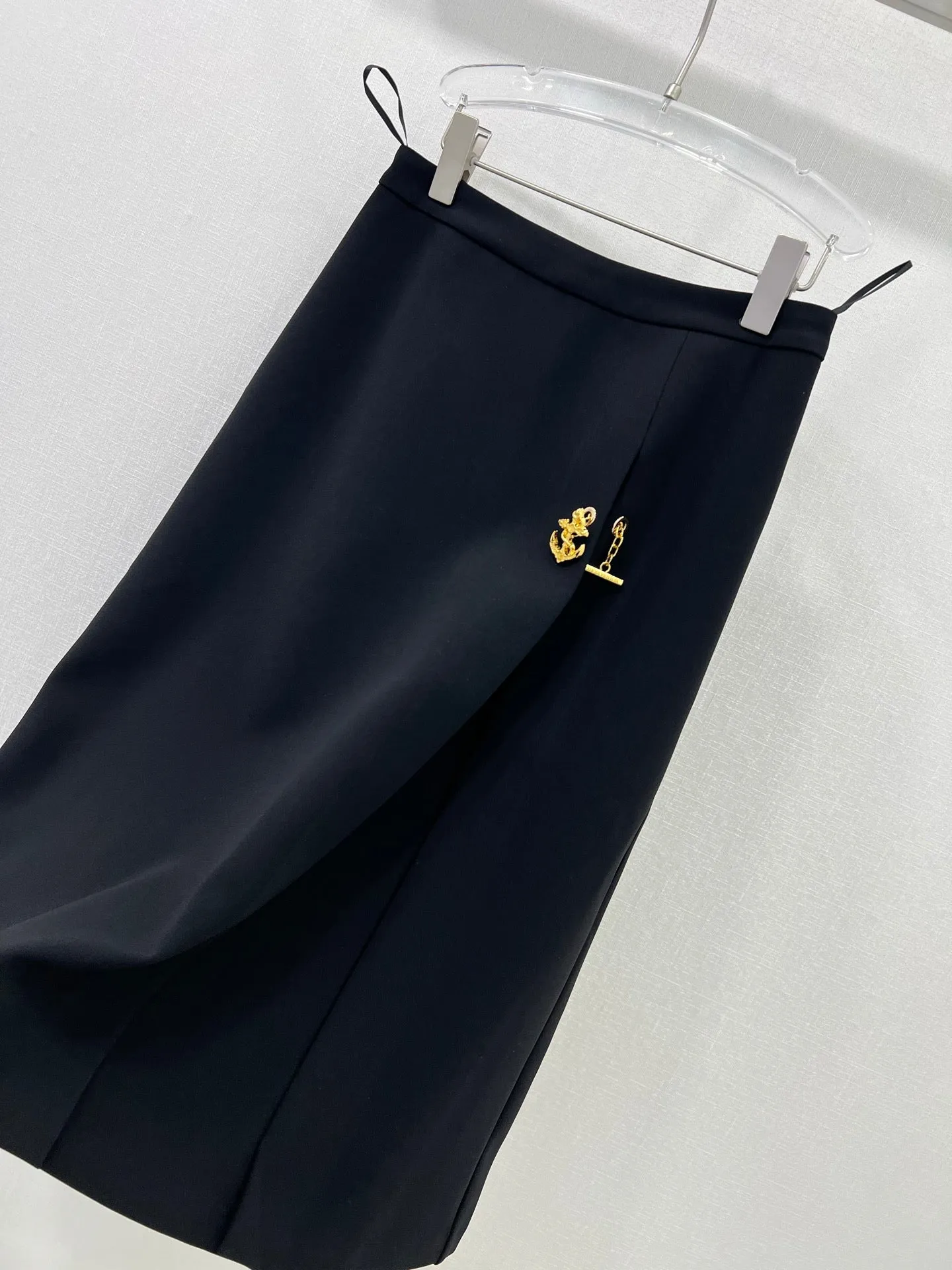L  25 new skirt