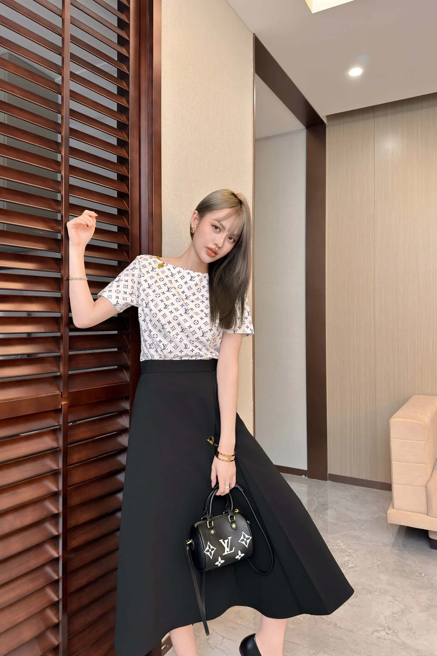 L  25 new skirt