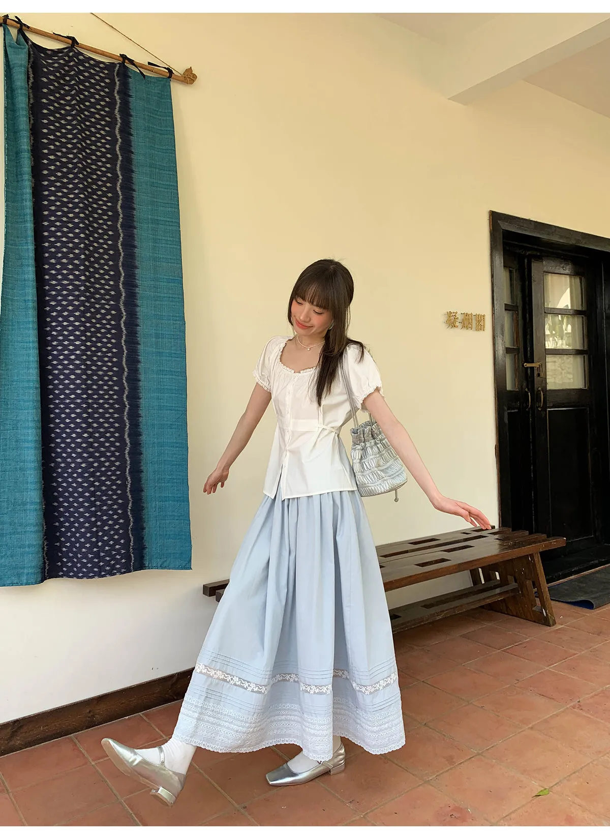 Lace A-line skirt
