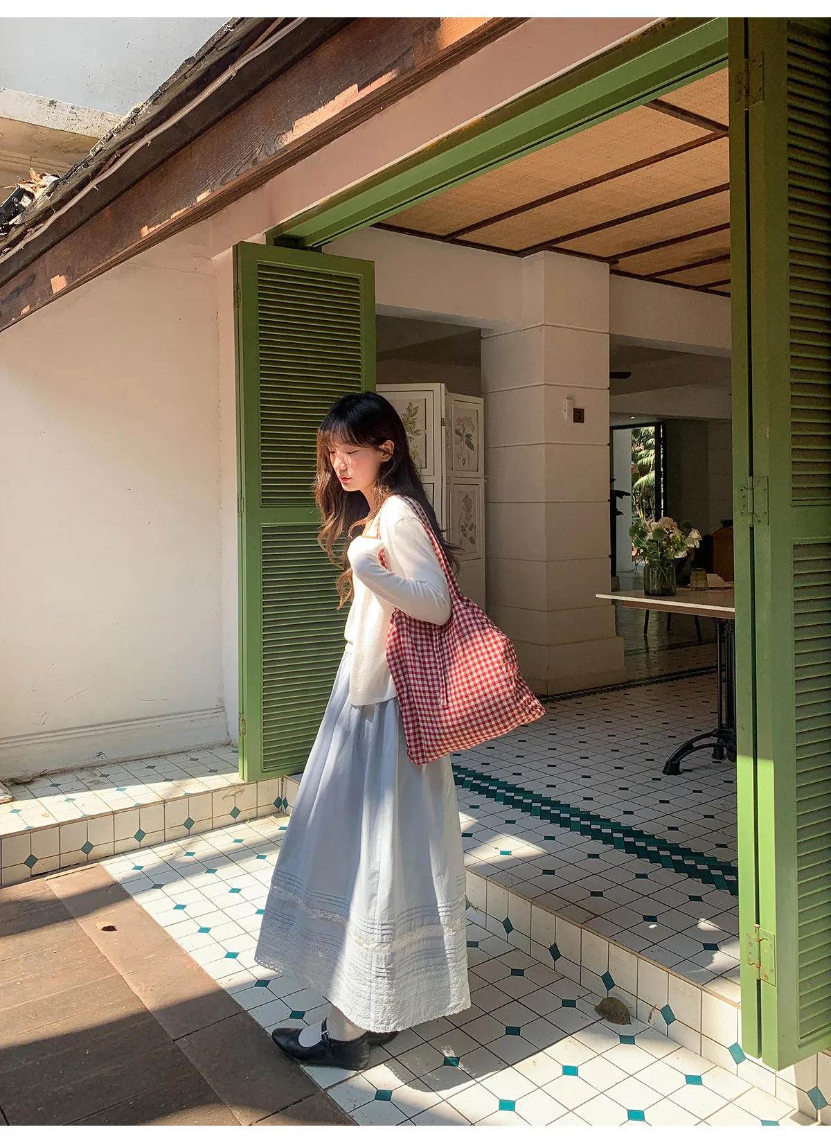 Lace A-line skirt