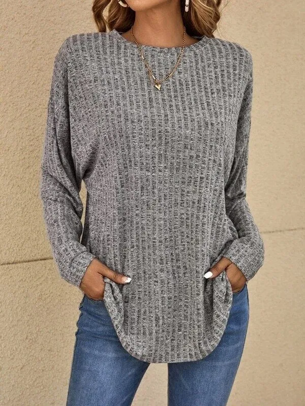 Ladies' long sleeve T-shirt | Loose-fit basic tee