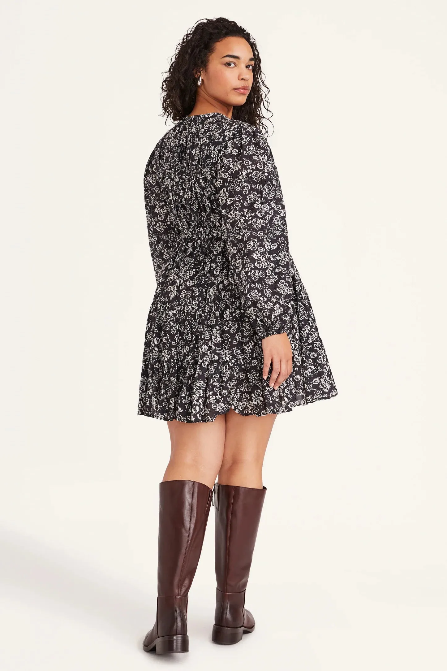 Lasse Print Dress in Black Floral