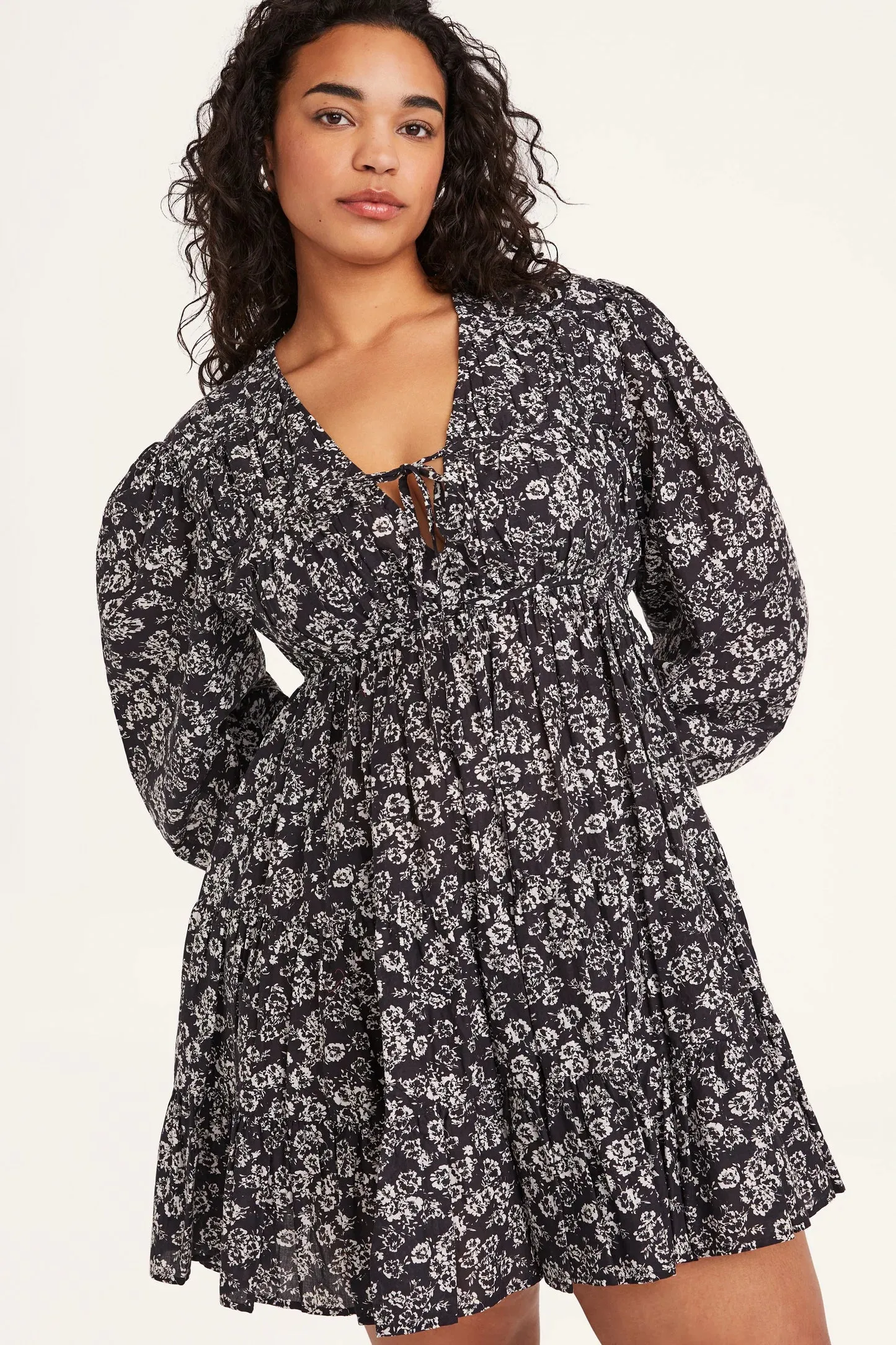 Lasse Print Dress in Black Floral