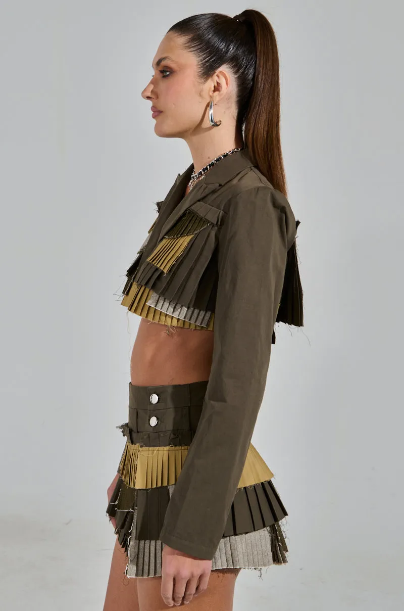 LET ME DOWN SLOWLY CROPPED BLAZER IN OLIVE