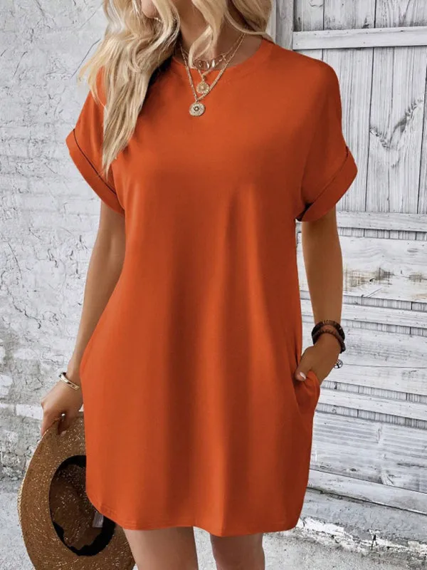 Loose Fit Pocket Dress with Round Neck and Short Sleeves