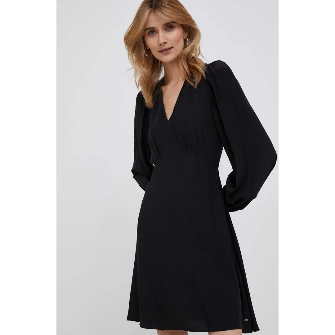 Luid Solid Short V-Neck Dress