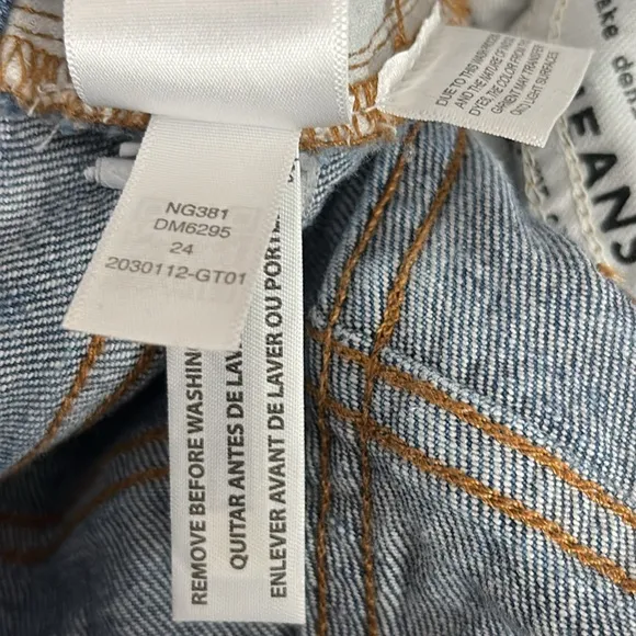 Madewell Curvy Perfect Vintage Straight Jeans - NWOT - Size 24