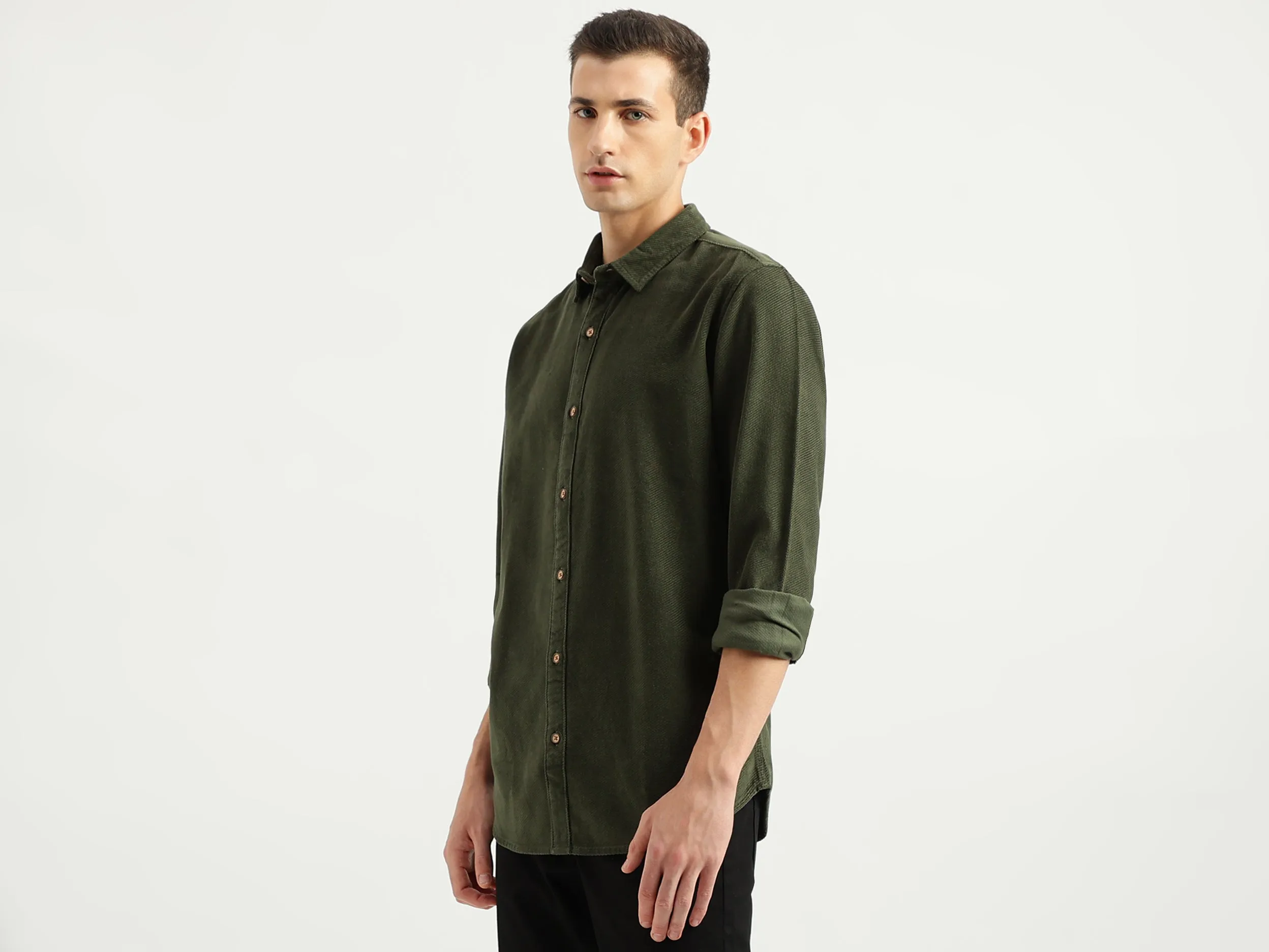 Men's Regular Fit Spread Collar Textured Shirts
