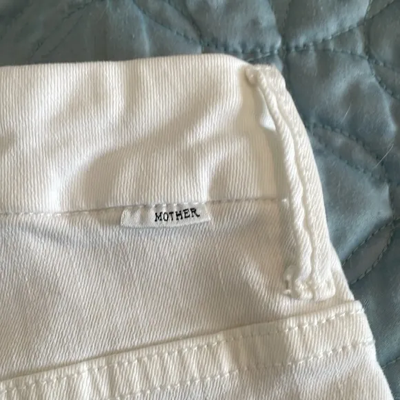 Mother, high waisted, looker ankle fray, white jeans waist size 27