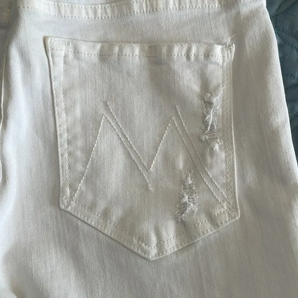 Mother, high waisted, looker ankle fray, white jeans waist size 27