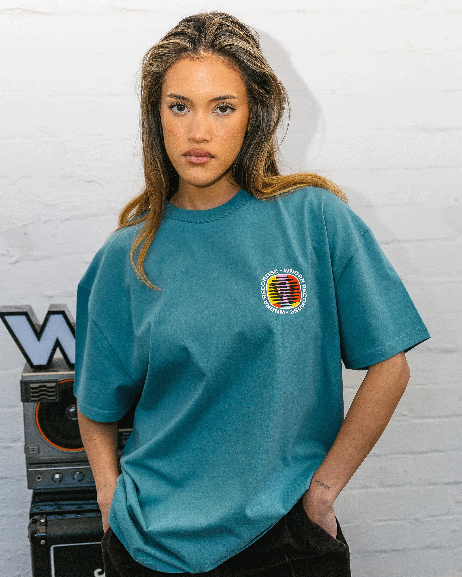 NO SIGNAL BOX FIT TEE - DUSK BLUE